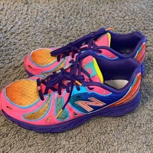 Multicolor New Balance 890 v3